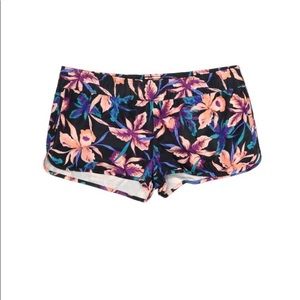 Roxy Shorts! 🌺